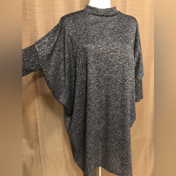 TIFFANI & GREY SIZE (L) - Picture 3 of 12